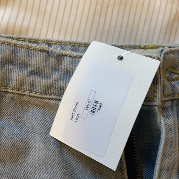 High waisted denim shorts - Picture 5 of 5